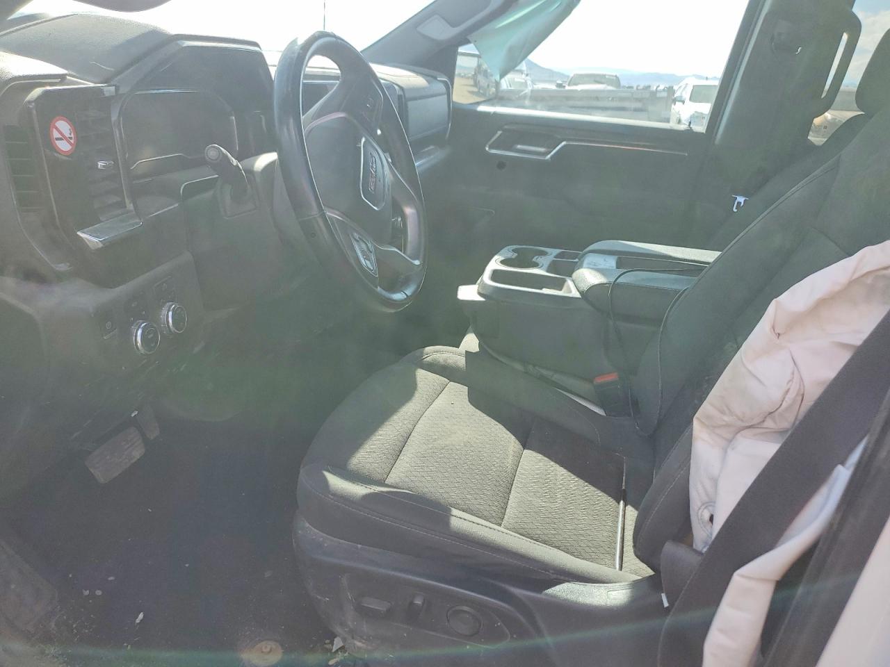 GMC SIERRA 2023 — 8