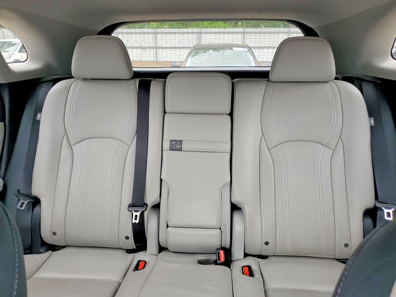 LEXUS RX 350 2019 — 11