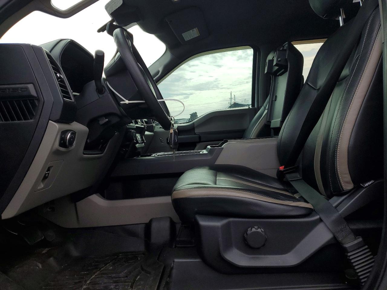 FORD F150 2020 — 8