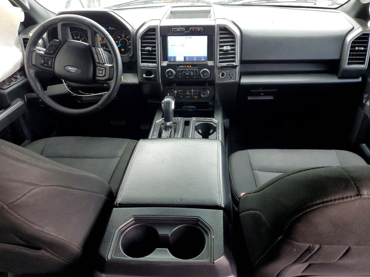 FORD F150 2020 — 9