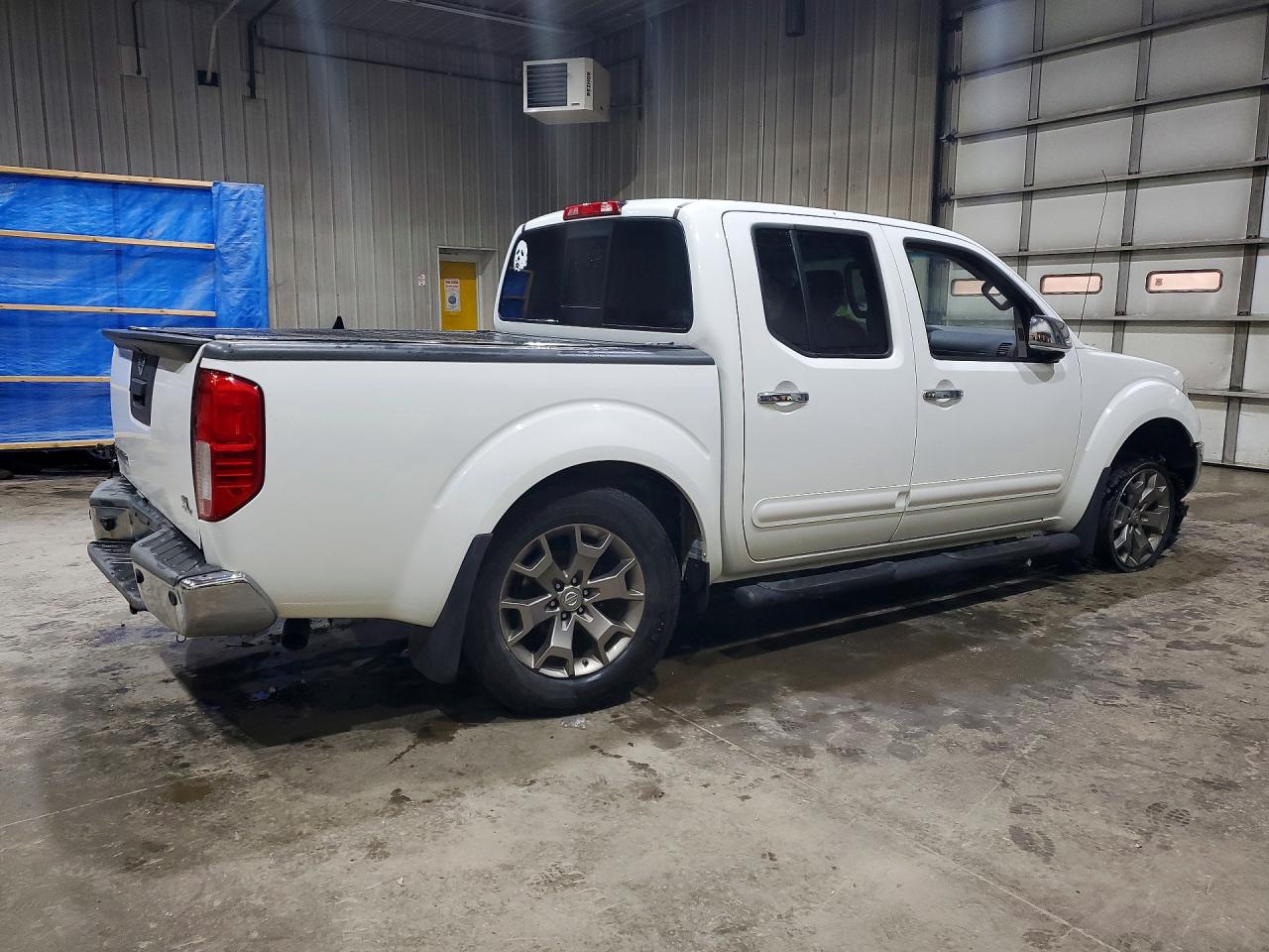 NISSAN FRONTIER 2016 — 4