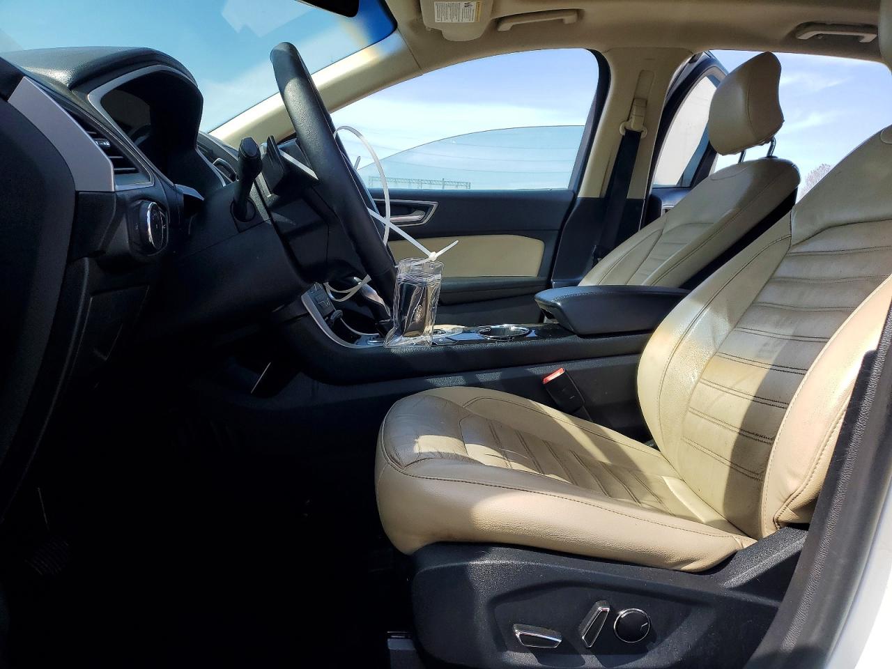 FORD EDGE 2016 — 8
