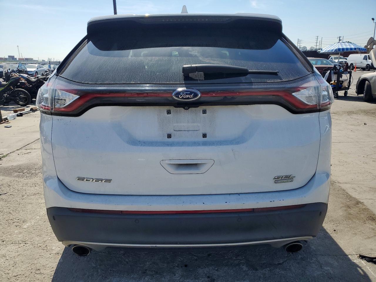 FORD EDGE 2016 — 7