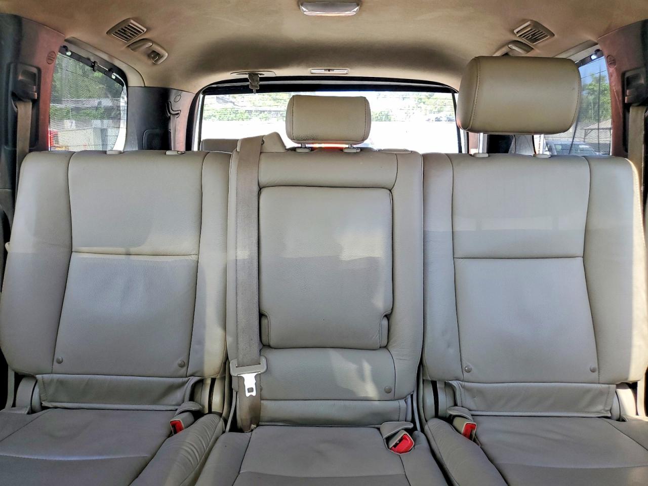 TOYOTA SEQUOIA 2011 — 11