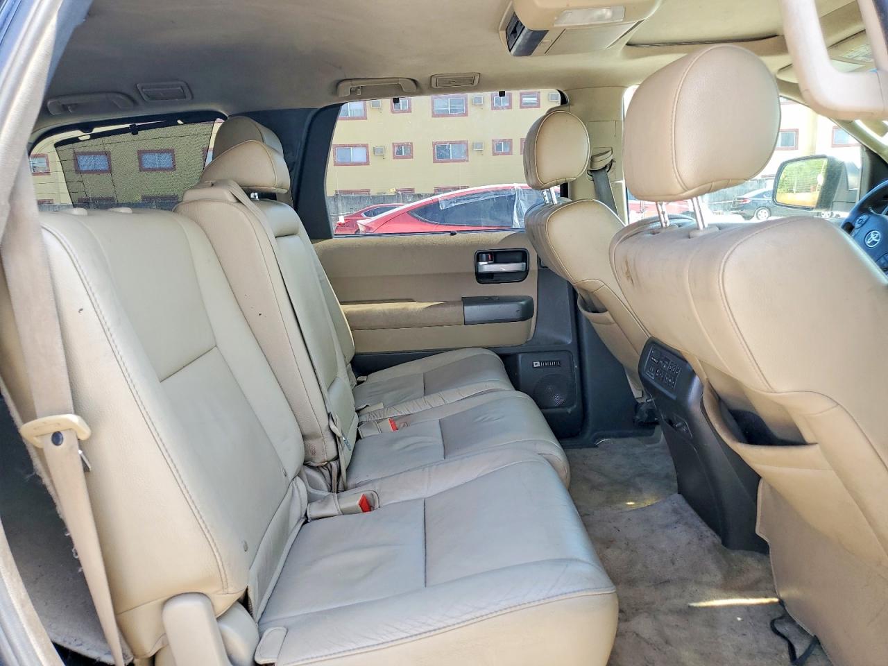 TOYOTA SEQUOIA 2011 — 12