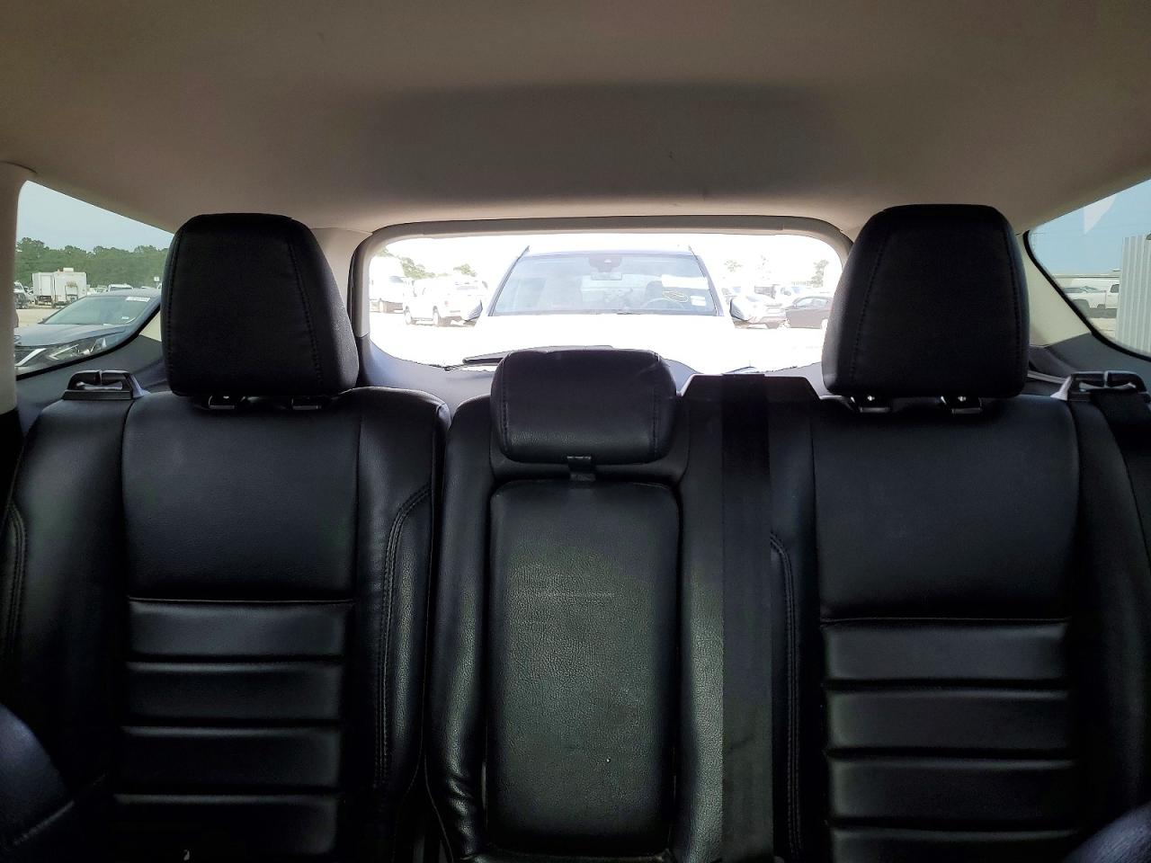 FORD ESCAPE 2014 — 11