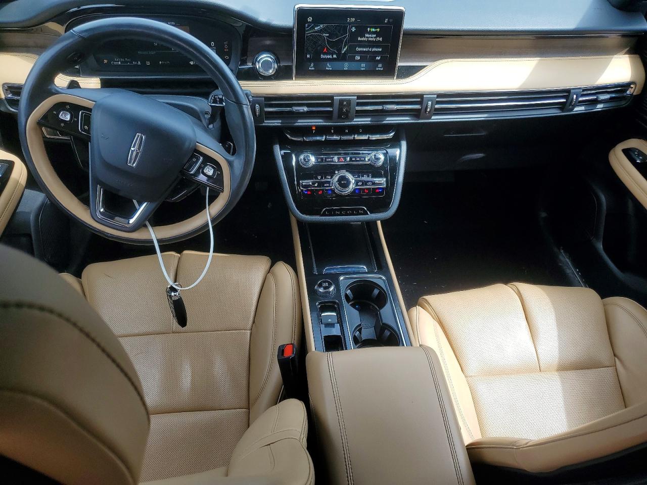 LINCOLN CORSAIR 2022 — 9
