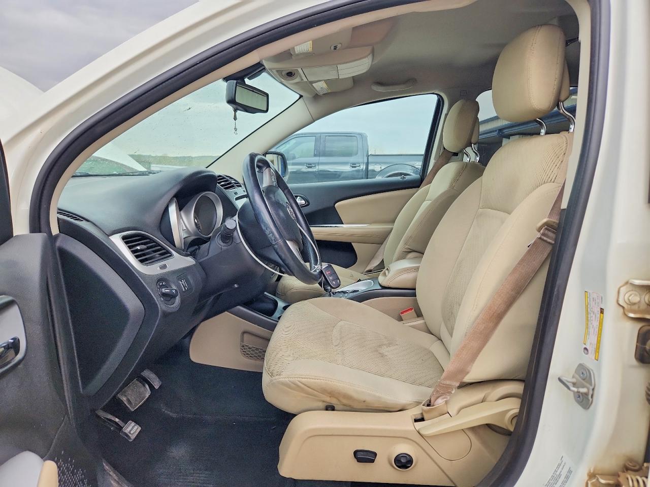 DODGE JOURNEY 2015 — 8