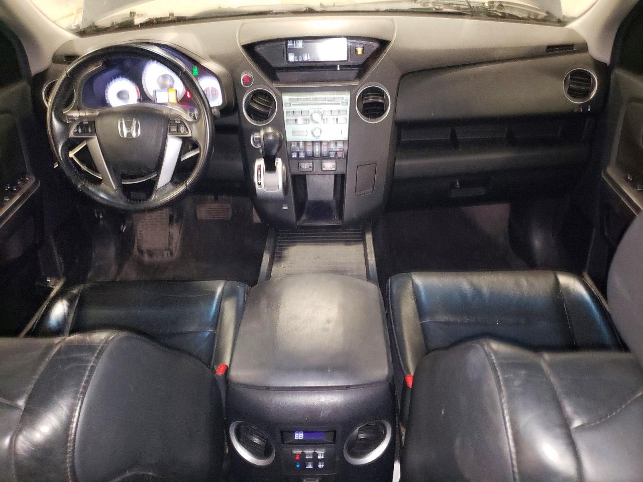 HONDA PILOT 2011 — 9
