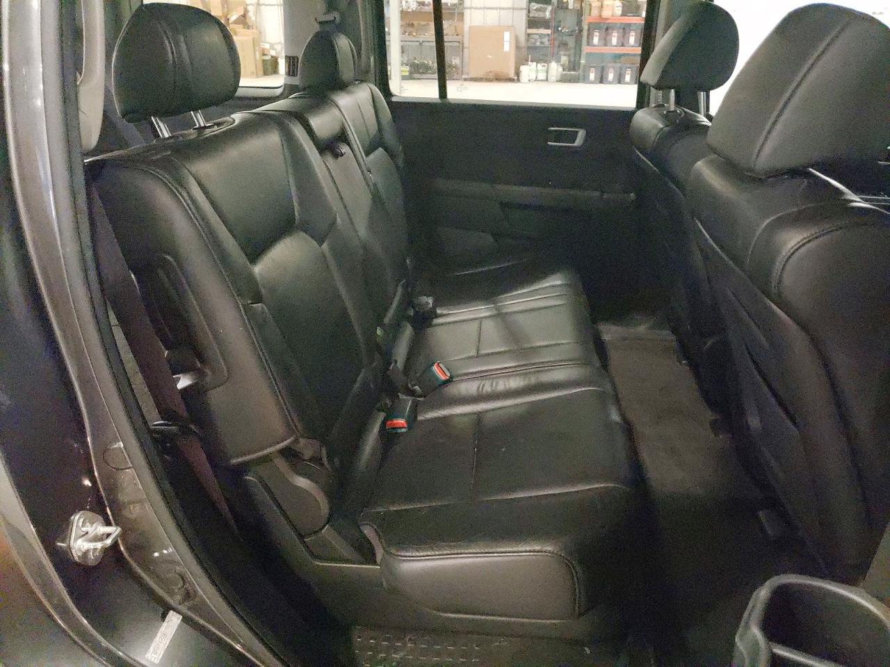 HONDA PILOT 2011 — 12