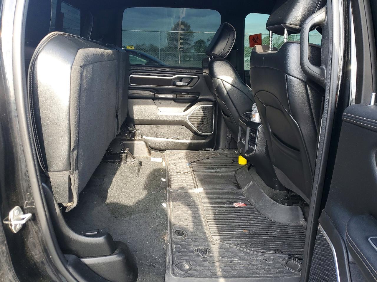 RAM 1500 2023 — 11