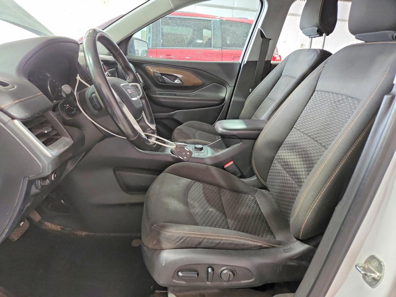GMC TERRAIN 2019 — 8