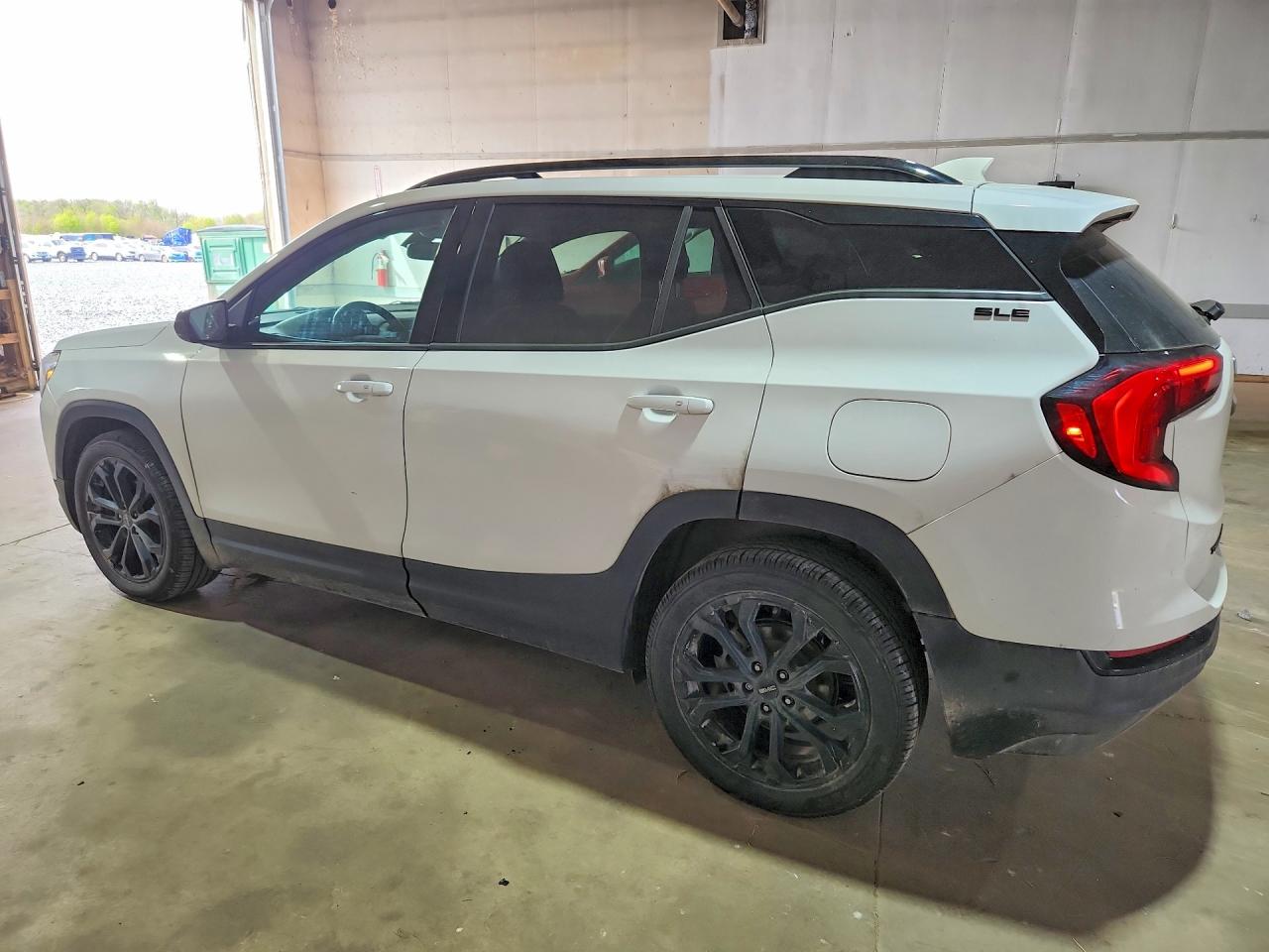 GMC TERRAIN 2019 — 3