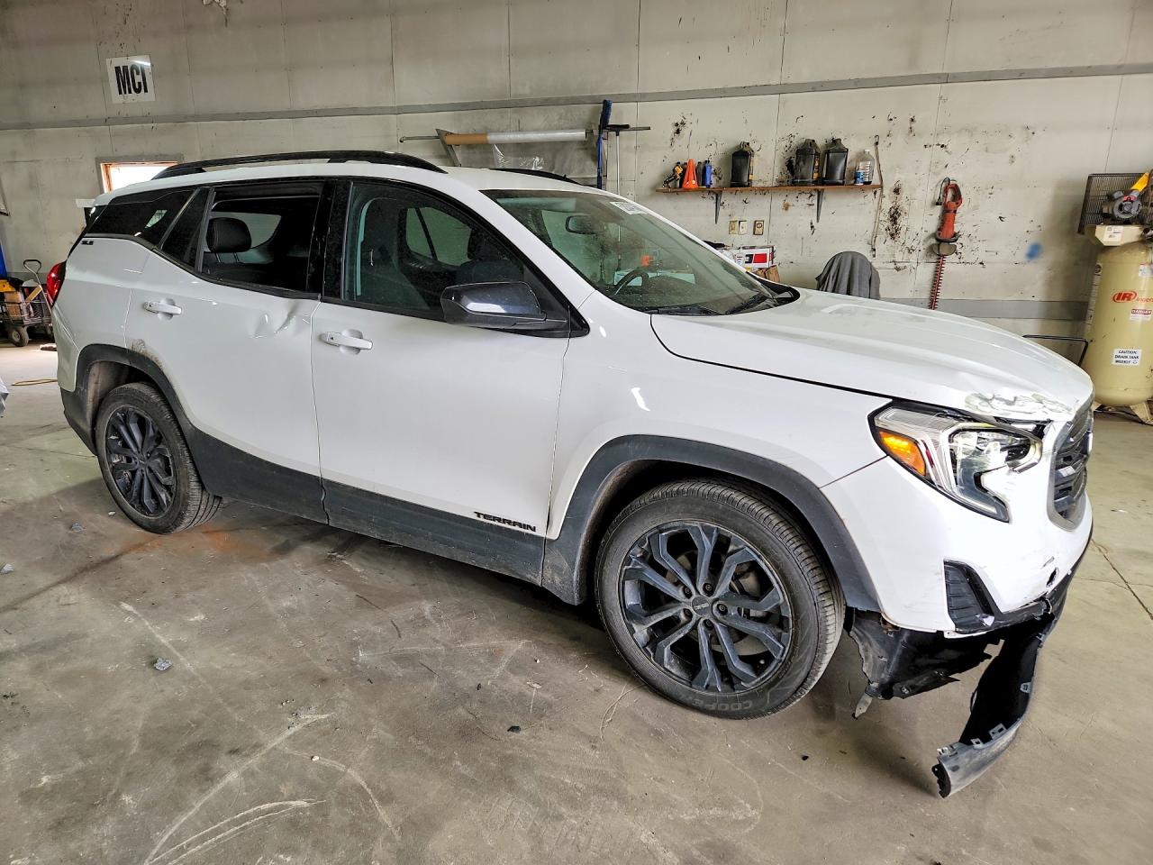 GMC TERRAIN 2019 — 5