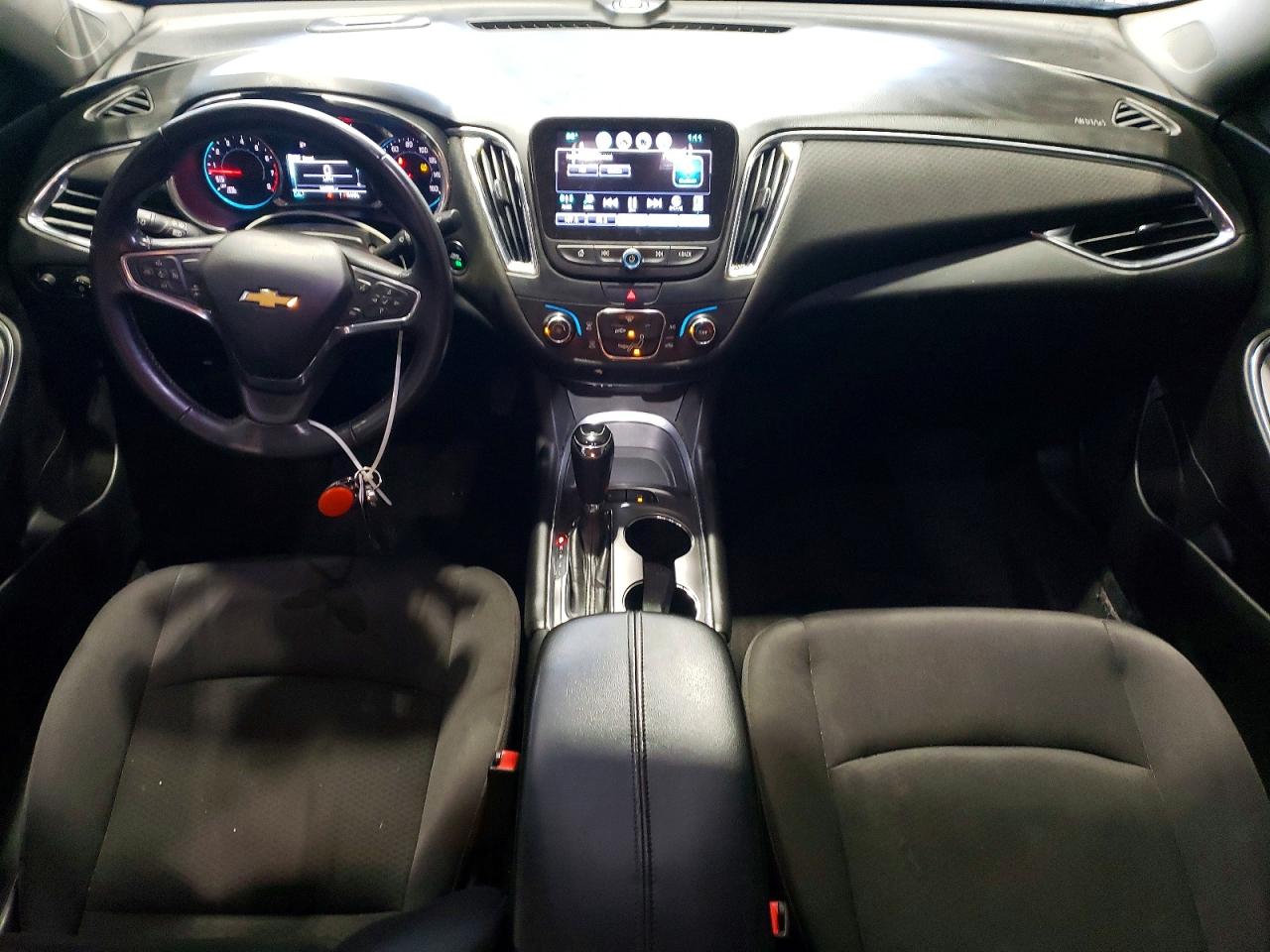 CHEVROLET MALIBU 2017 — 9