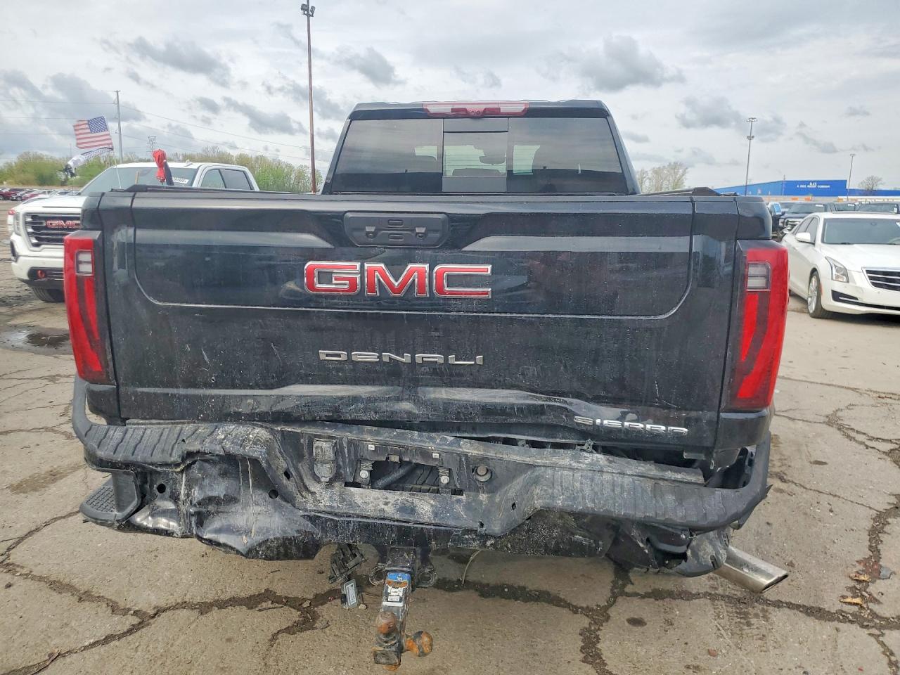 GMC SIERRA 2025 — 7