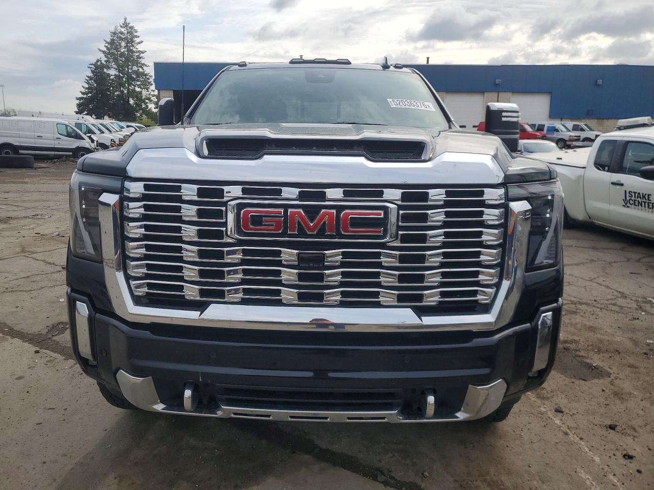 GMC SIERRA 2025 — 6