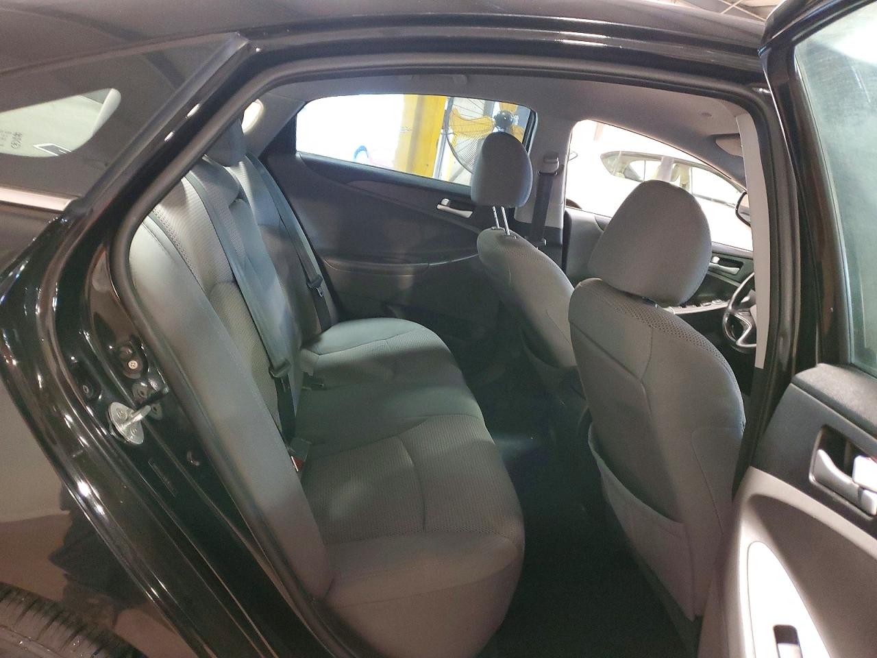 HYUNDAI SONATA 2011 — 11