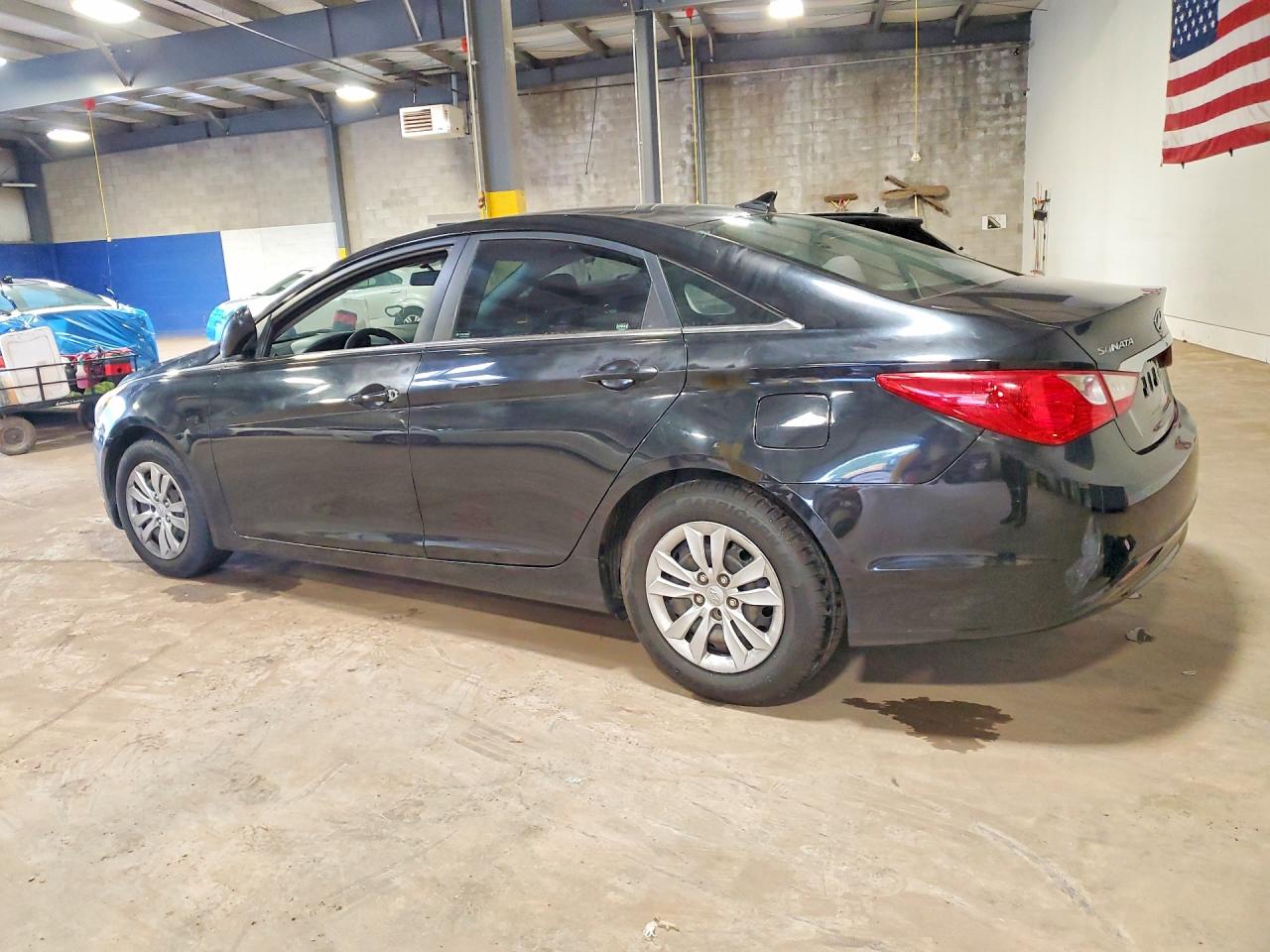 HYUNDAI SONATA 2011 — 3