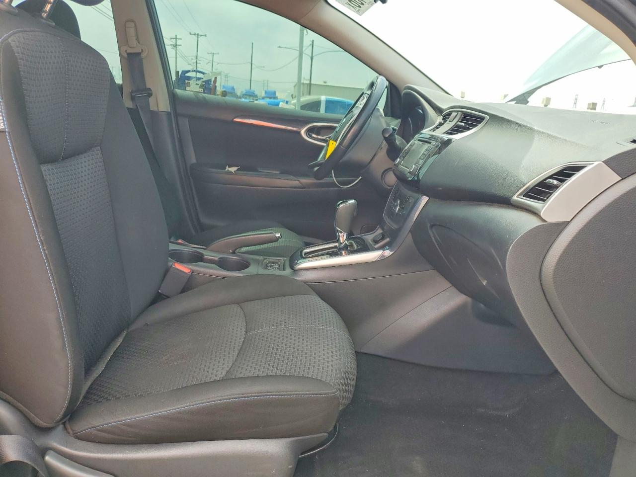 NISSAN SENTRA 2018 — 8