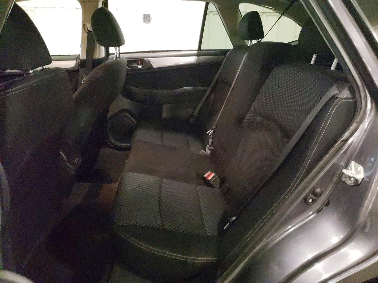 SUBARU OUTBACK 2019 — 12