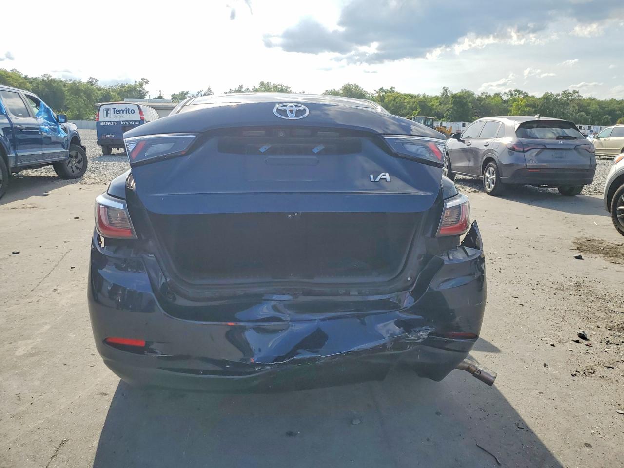 TOYOTA YARIS IA 2017 — 7