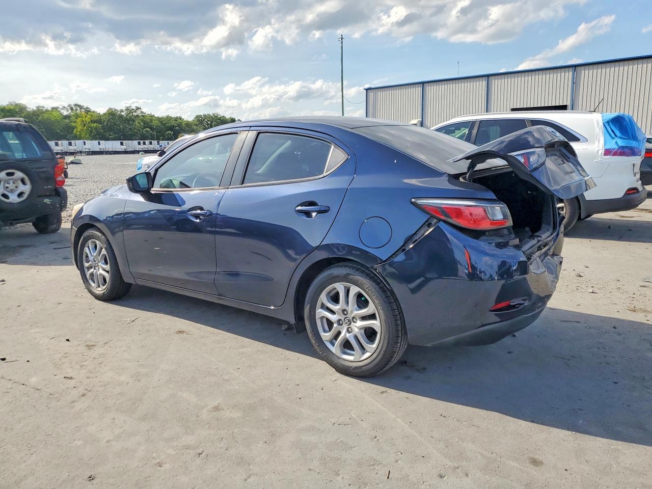 TOYOTA YARIS IA 2017 — 3