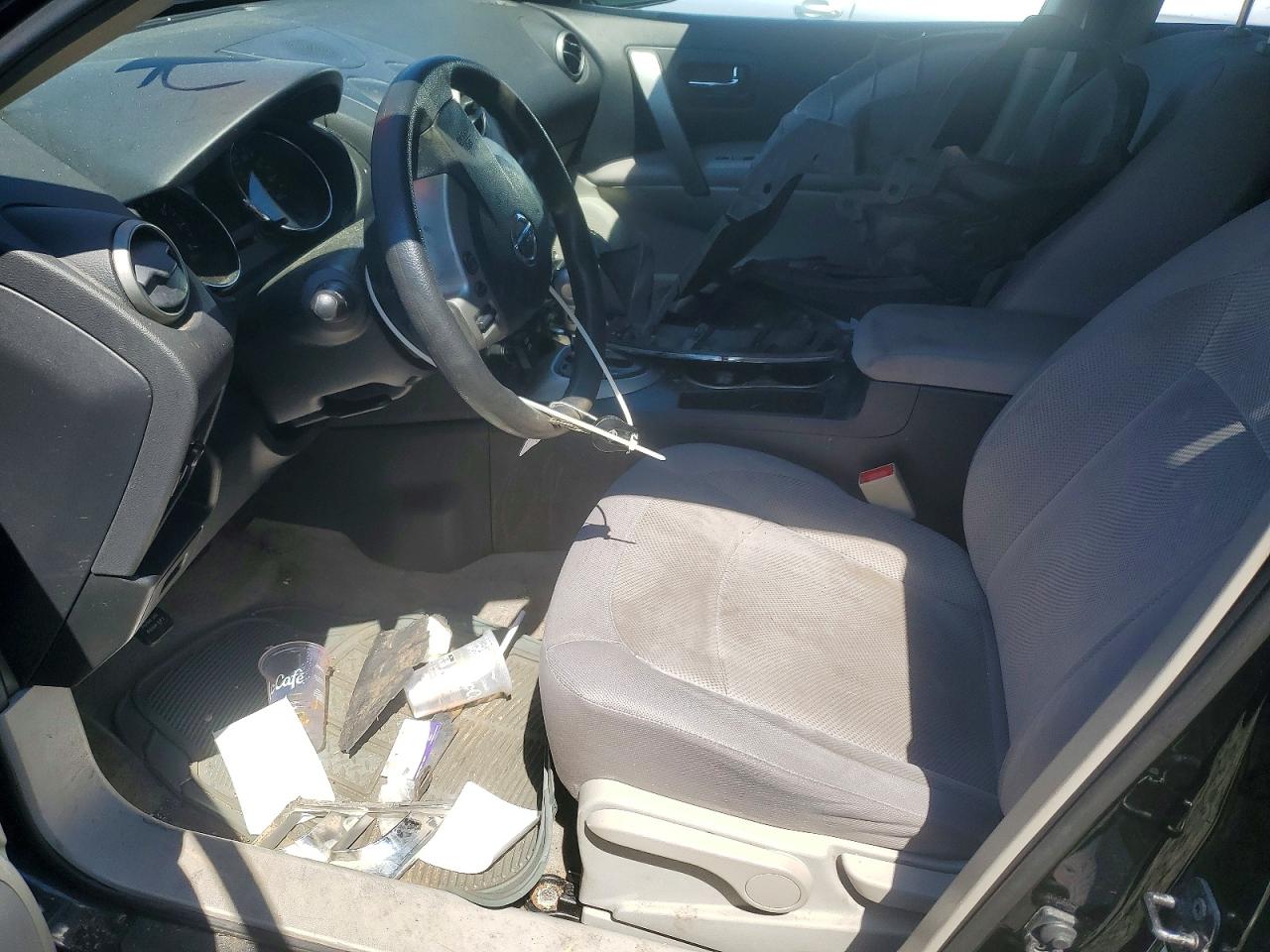 NISSAN ROGUE 2011 — 8