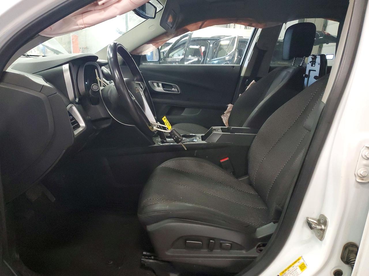 CHEVROLET EQUINOX 2015 — 8