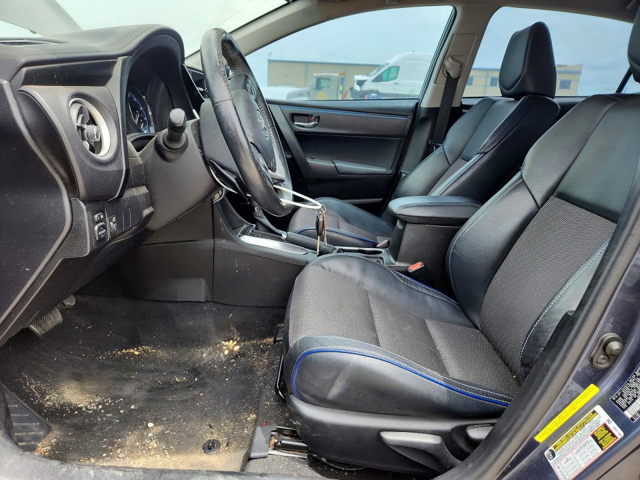 TOYOTA COROLLA 2017 — 8
