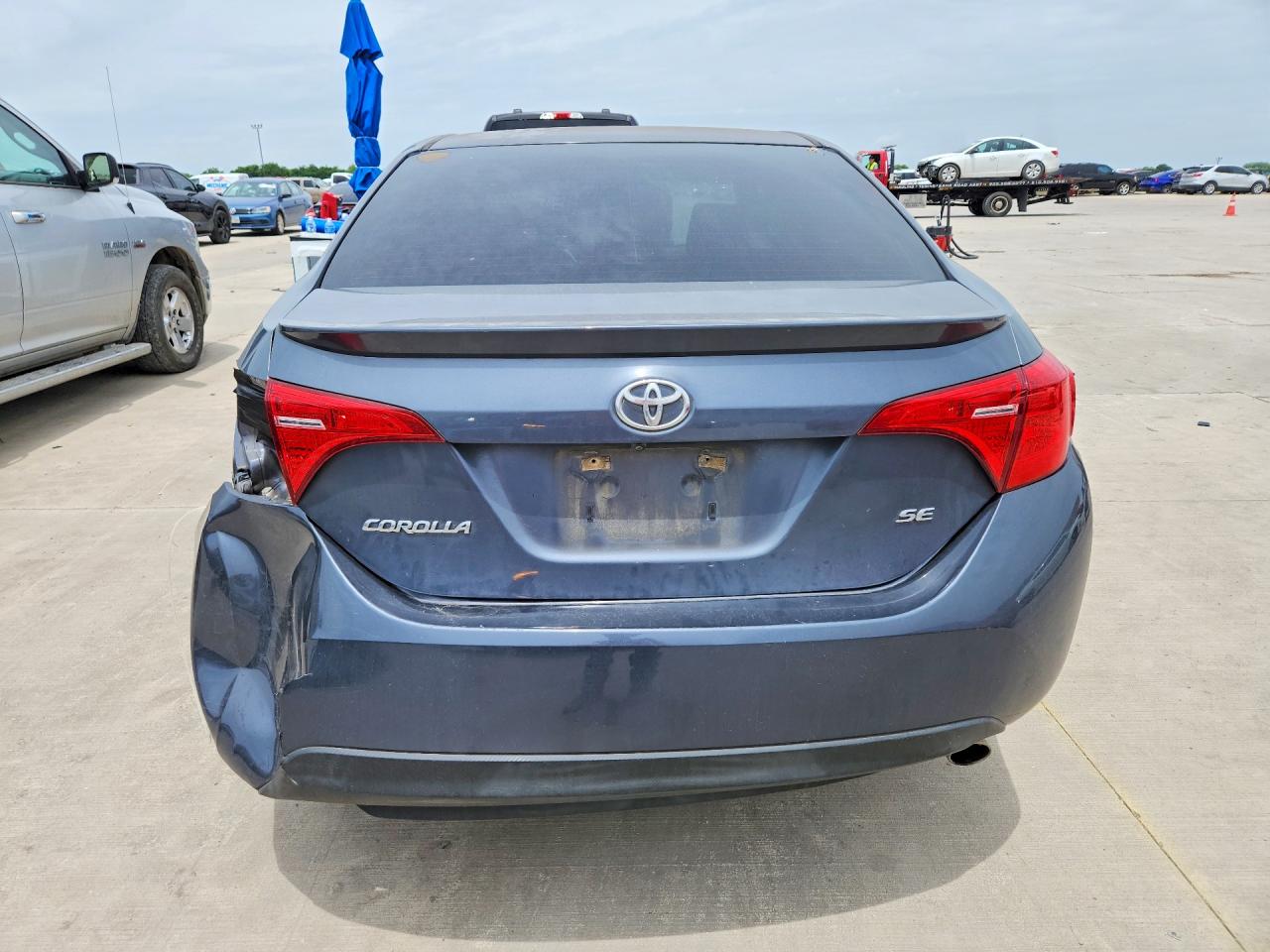 TOYOTA COROLLA 2017 — 7