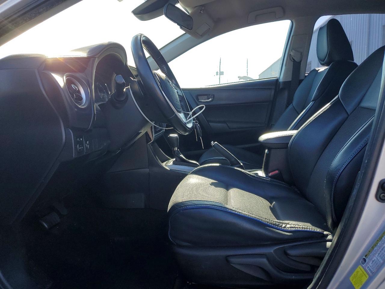TOYOTA COROLLA 2017 — 8