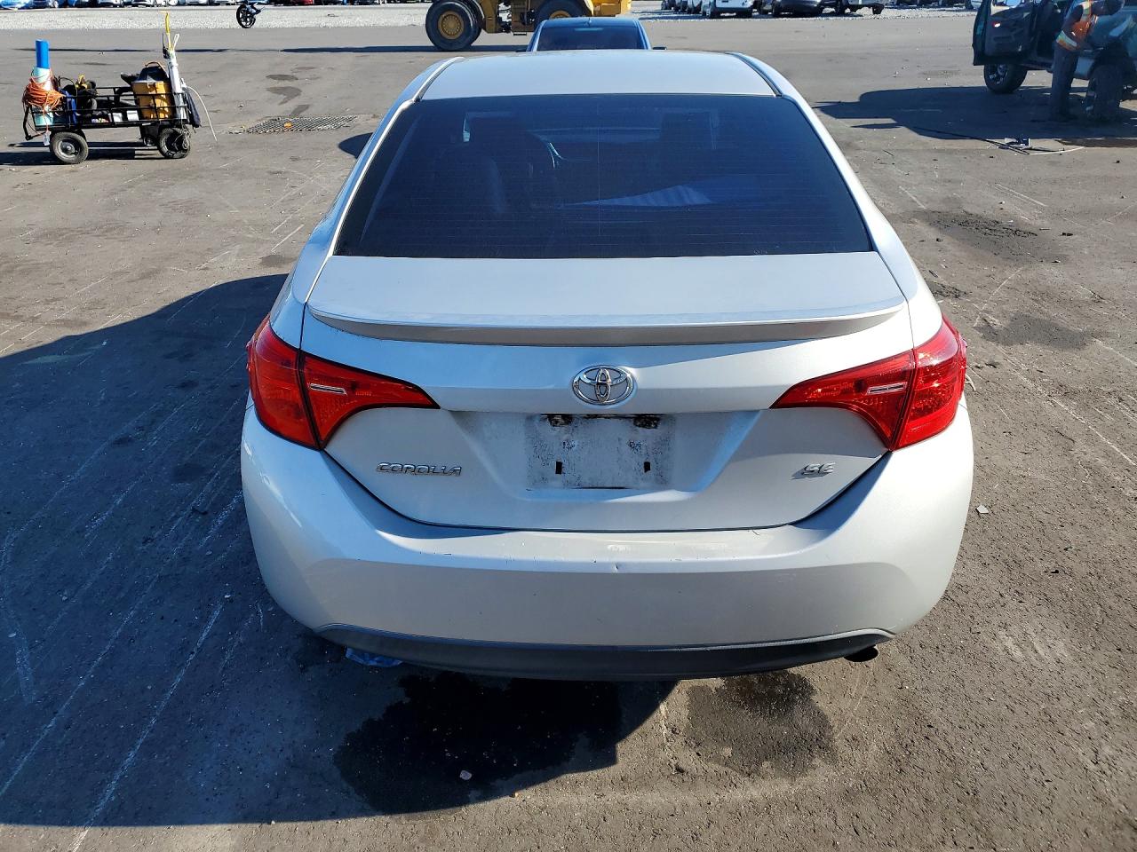 TOYOTA COROLLA 2017 — 7