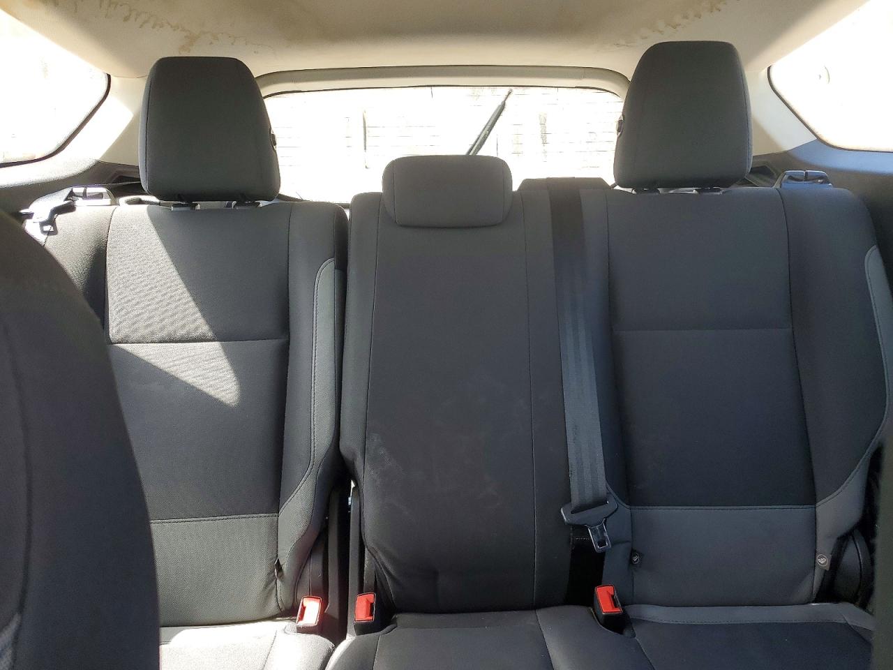 FORD ESCAPE 2016 — 11