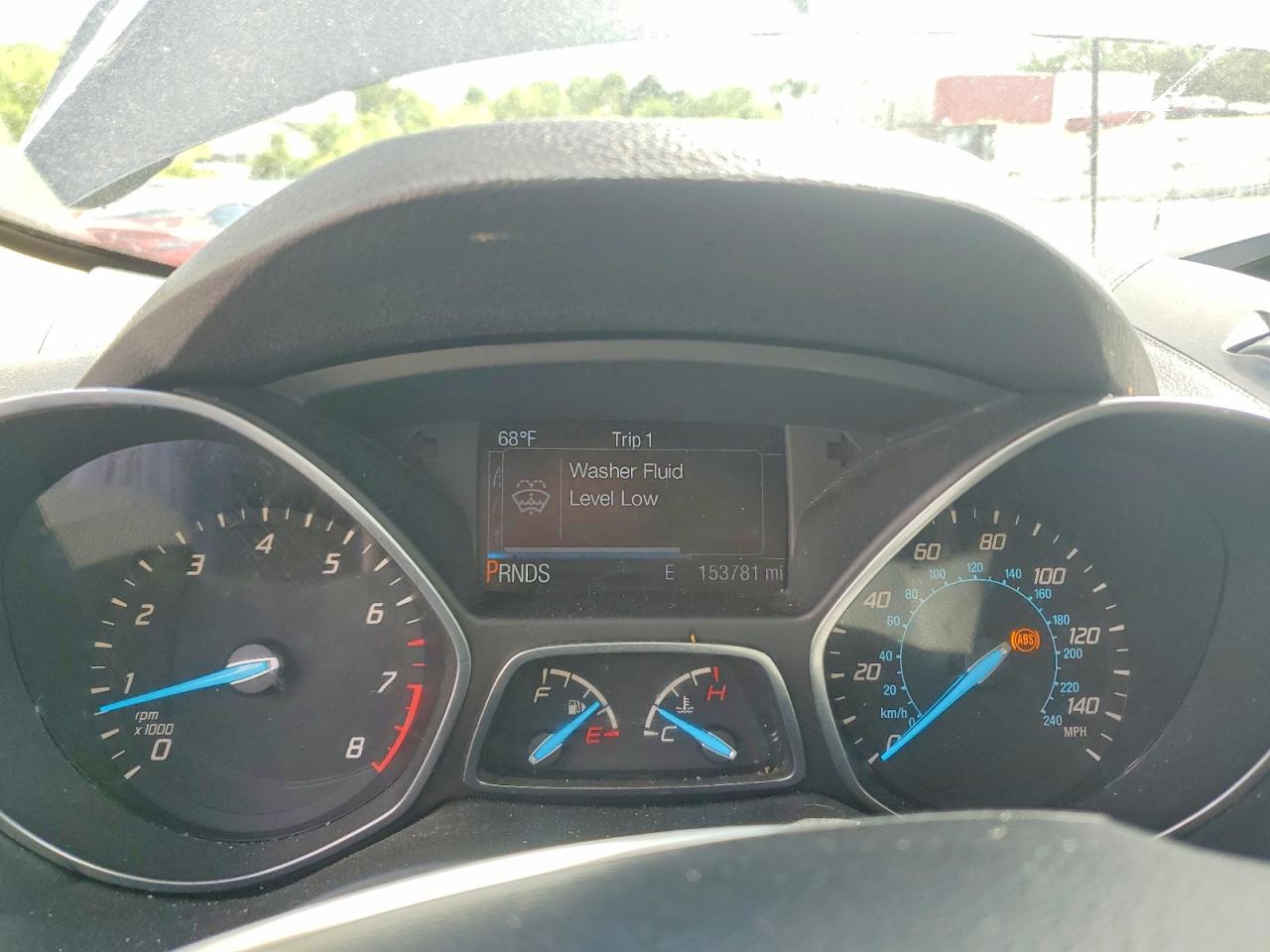 FORD ESCAPE 2016 — 10