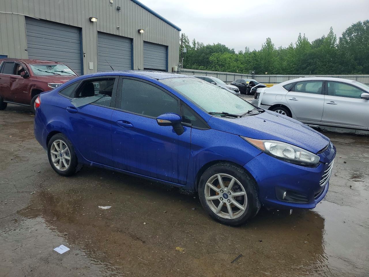 FORD FIESTA 2015 — 5