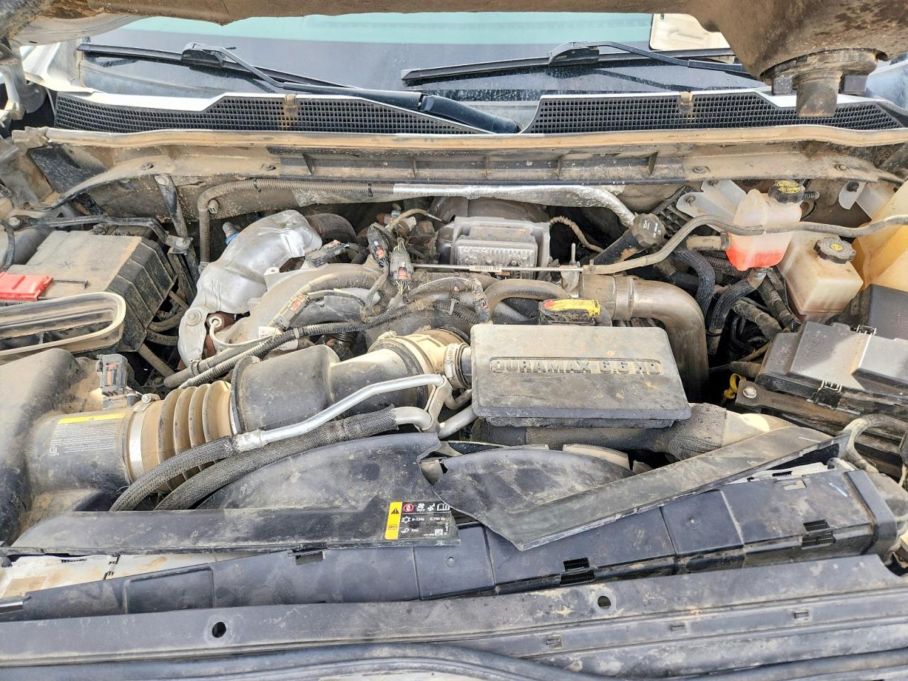 CHEVROLET SILVERADO 2022 — 12
