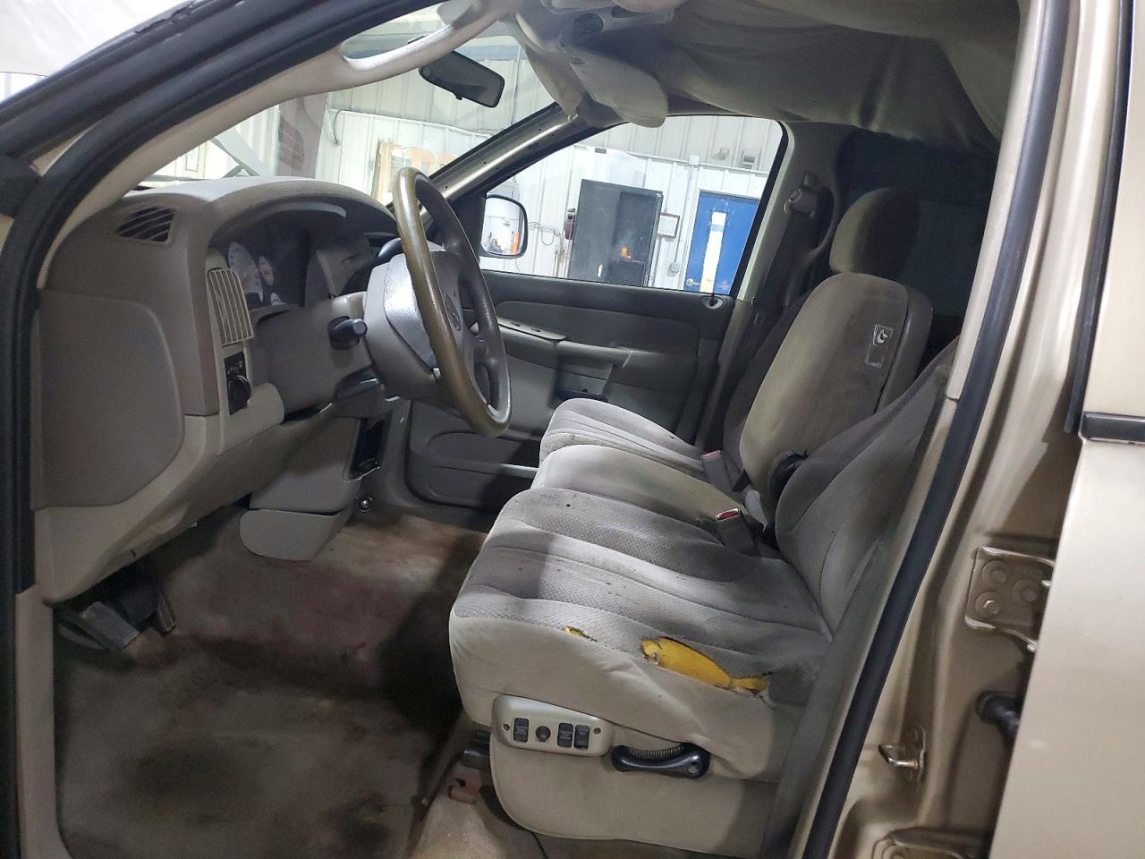 DODGE RAM 1500 2003 — 8