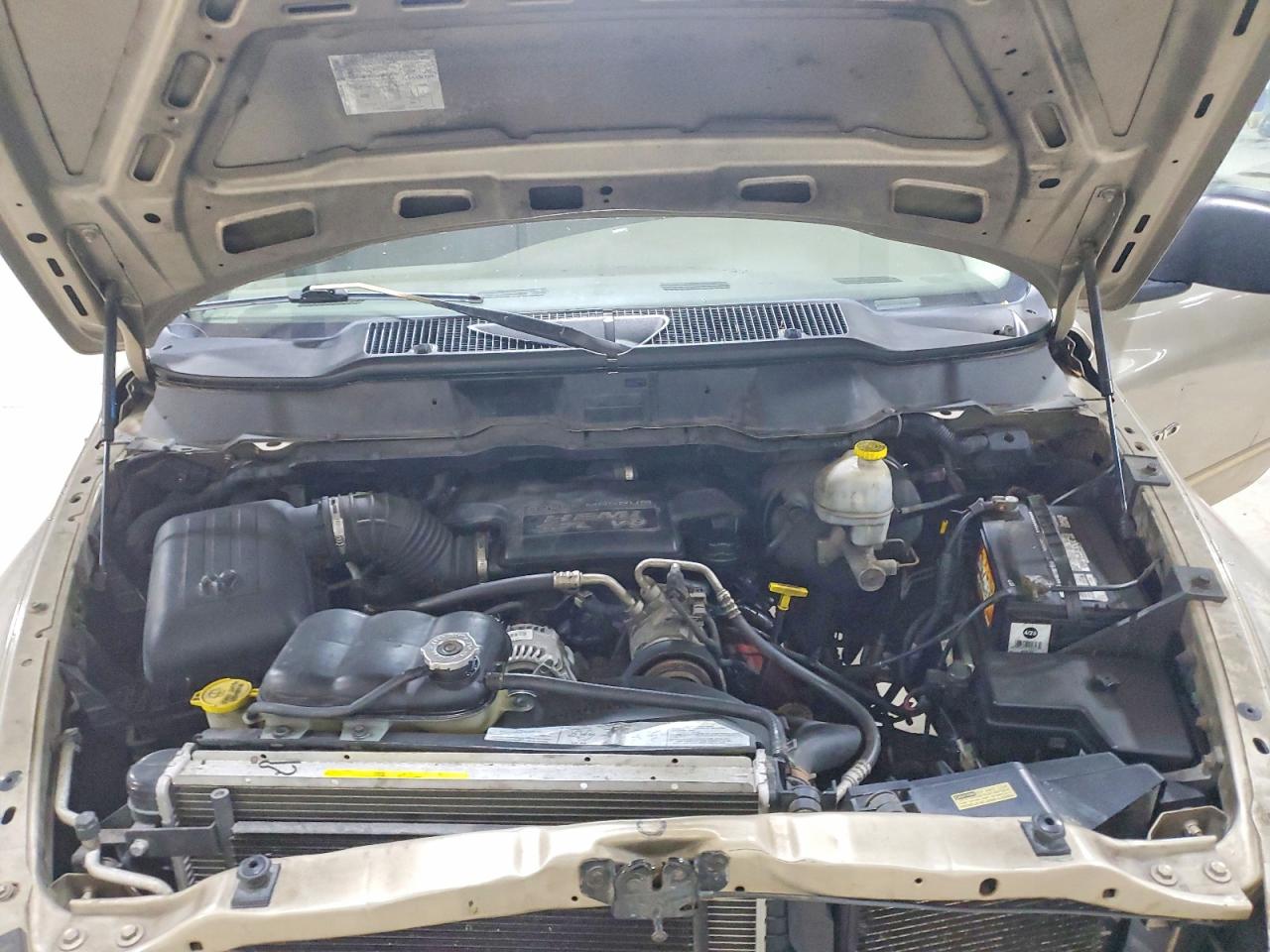 DODGE RAM 1500 2003 — 12