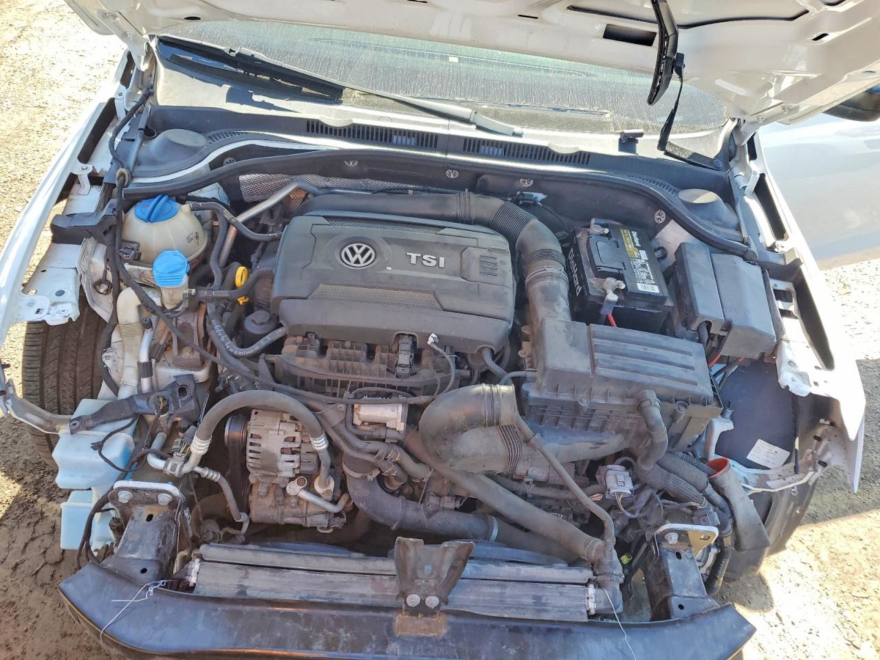 VOLKSWAGEN JETTA 2016 — 12