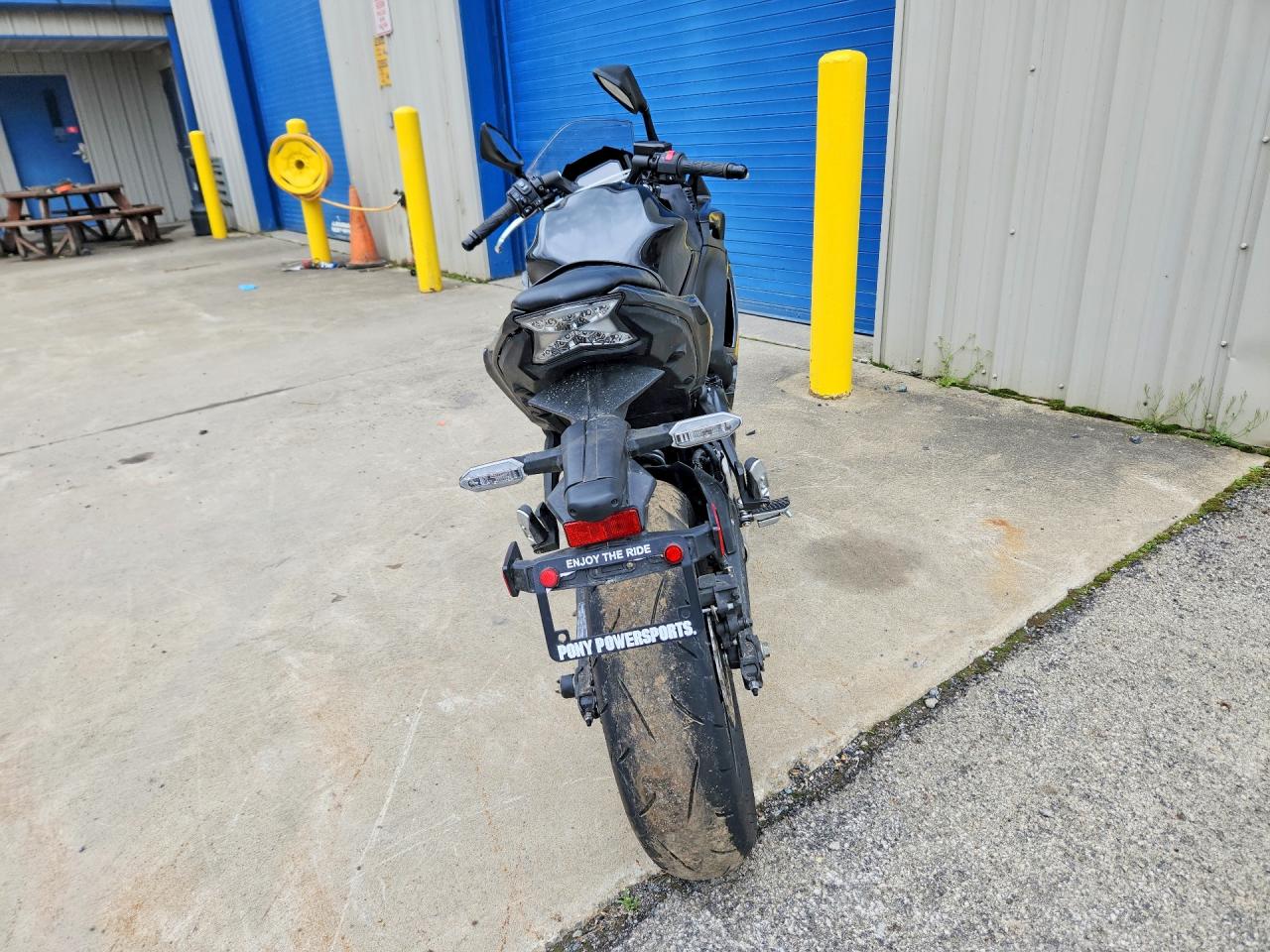 KAWASAKI EX650 2026 — 5