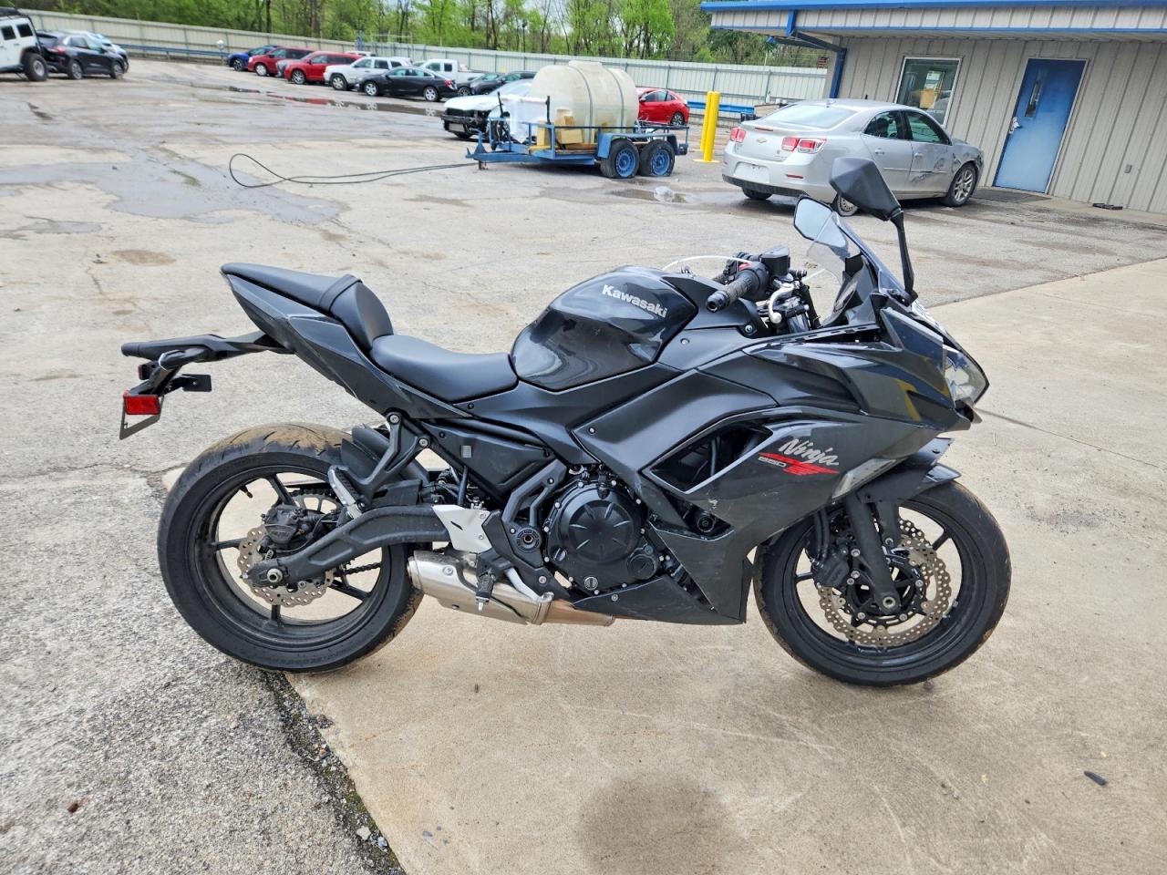 KAWASAKI EX650 2026 — 2