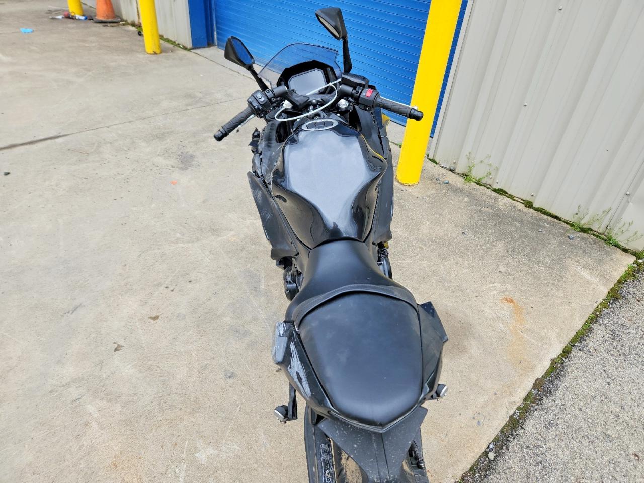 KAWASAKI EX650 2026 — 7