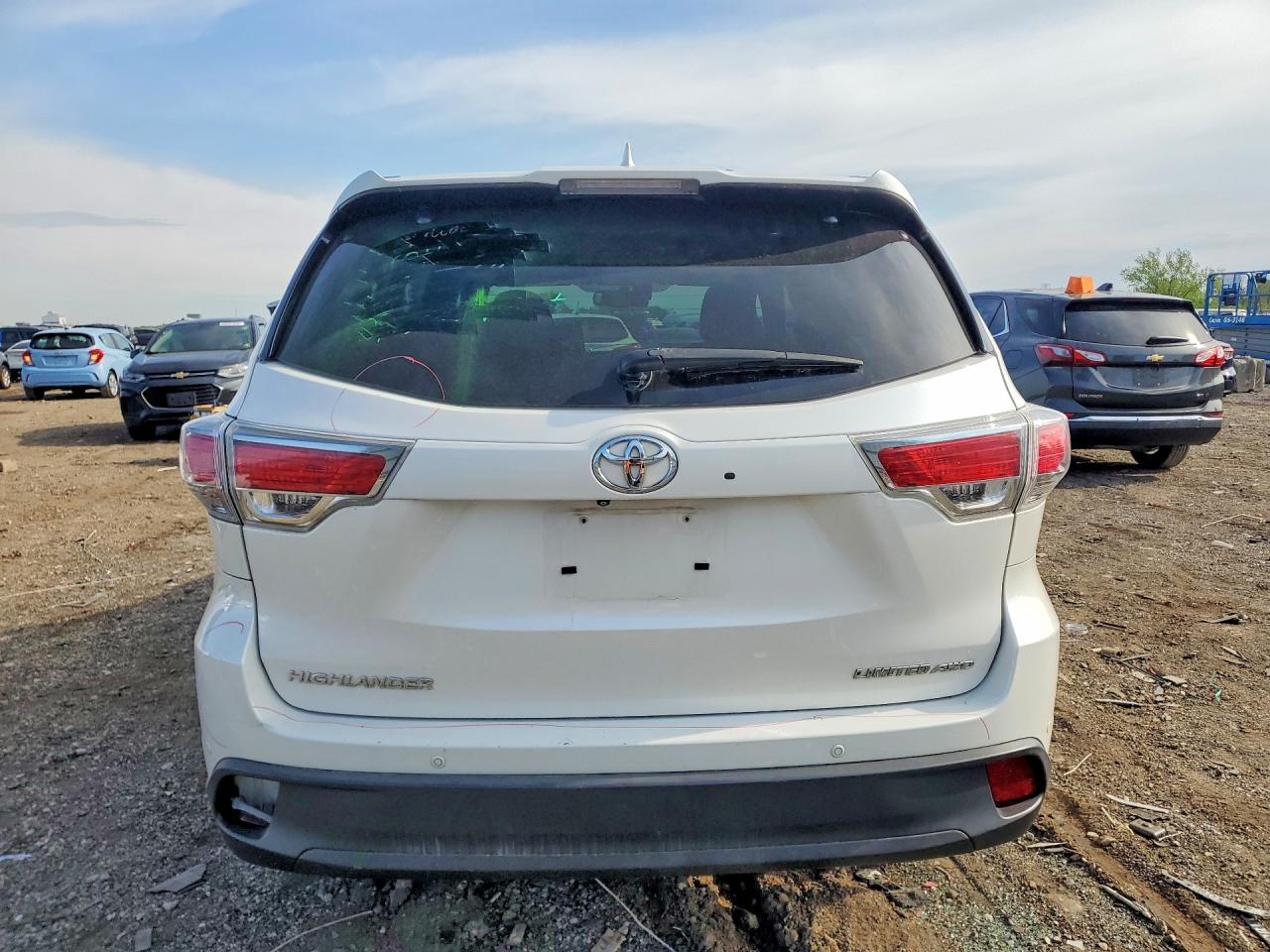 TOYOTA HIGHLANDER 2015 — 7