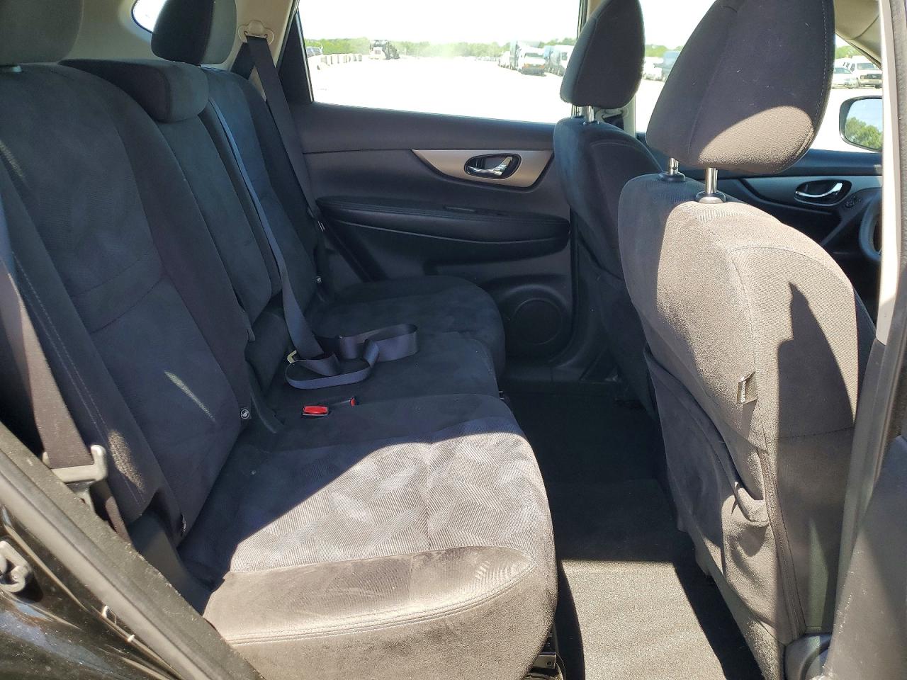 NISSAN ROGUE 2015 — 12