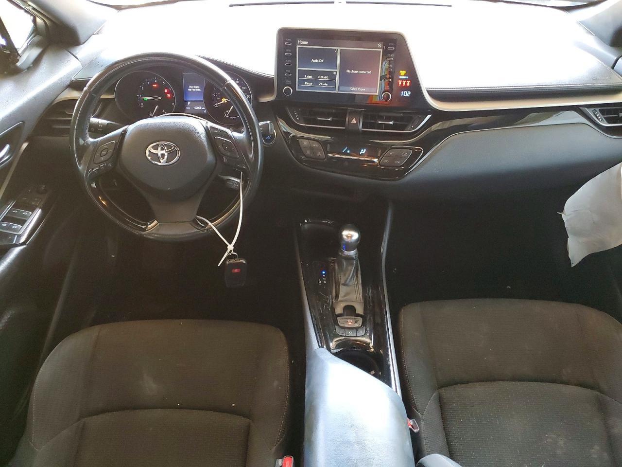 TOYOTA C-HR 2019 — 9