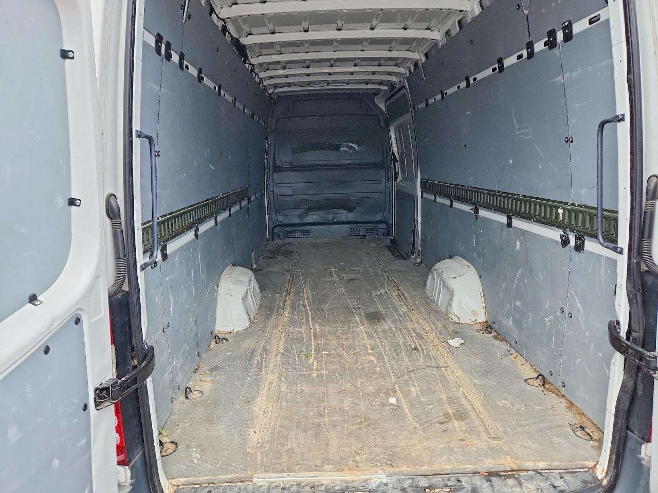 FREIGHTLINER SPRINTER 2012 — 11