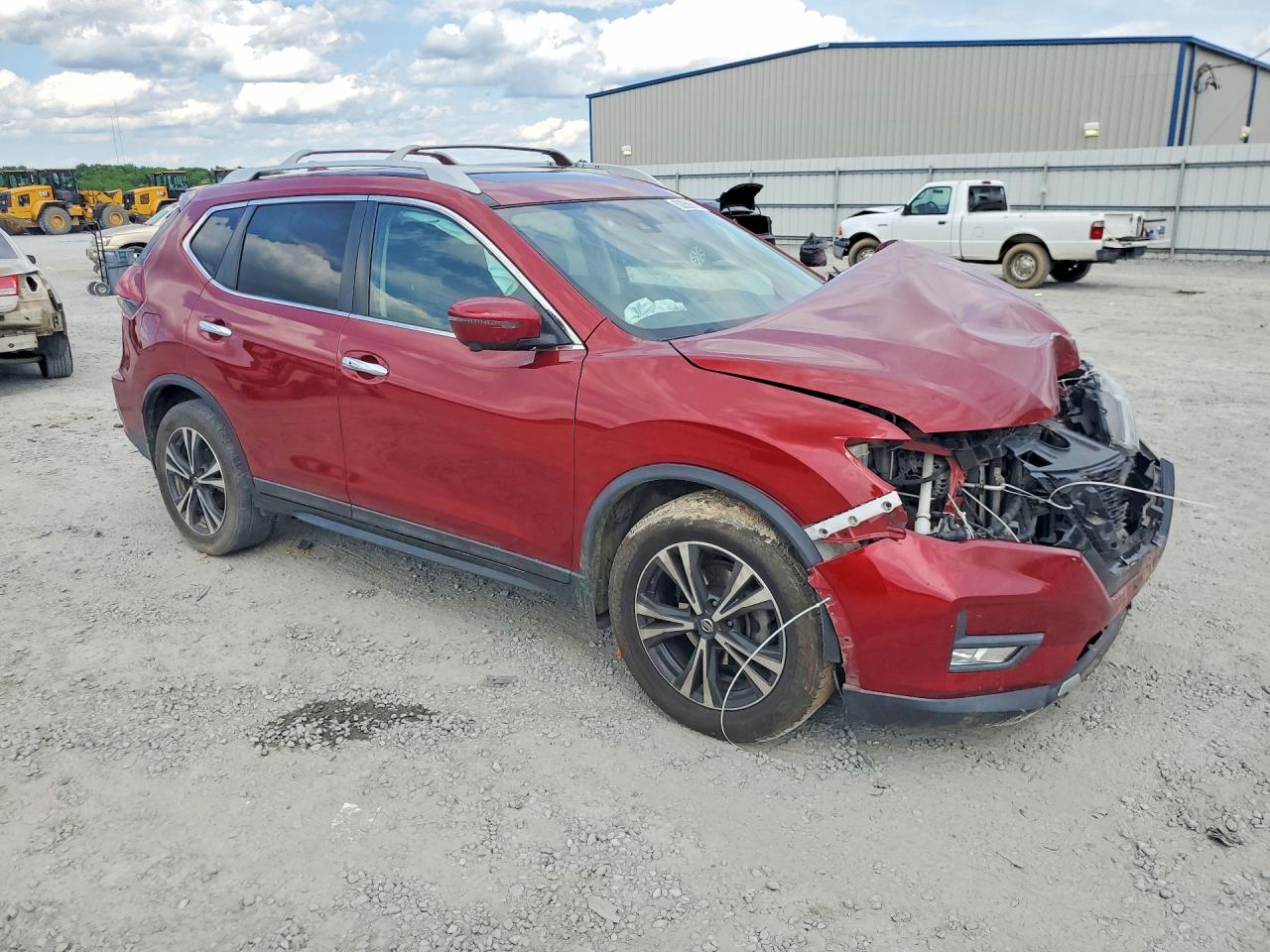 NISSAN ROGUE 2019 — 5