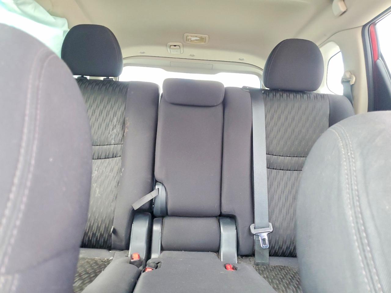 NISSAN ROGUE 2019 — 11