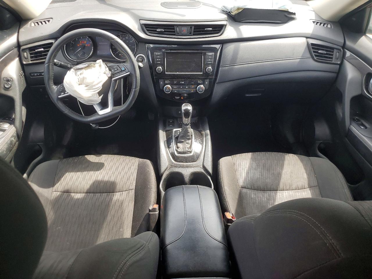 NISSAN ROGUE 2019 — 9